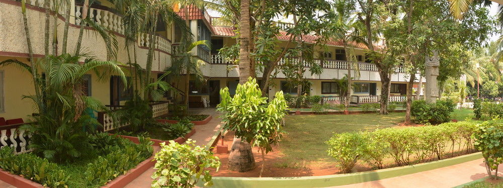 Sea Breeze Beach Resort Mahabalipuram Exterior foto